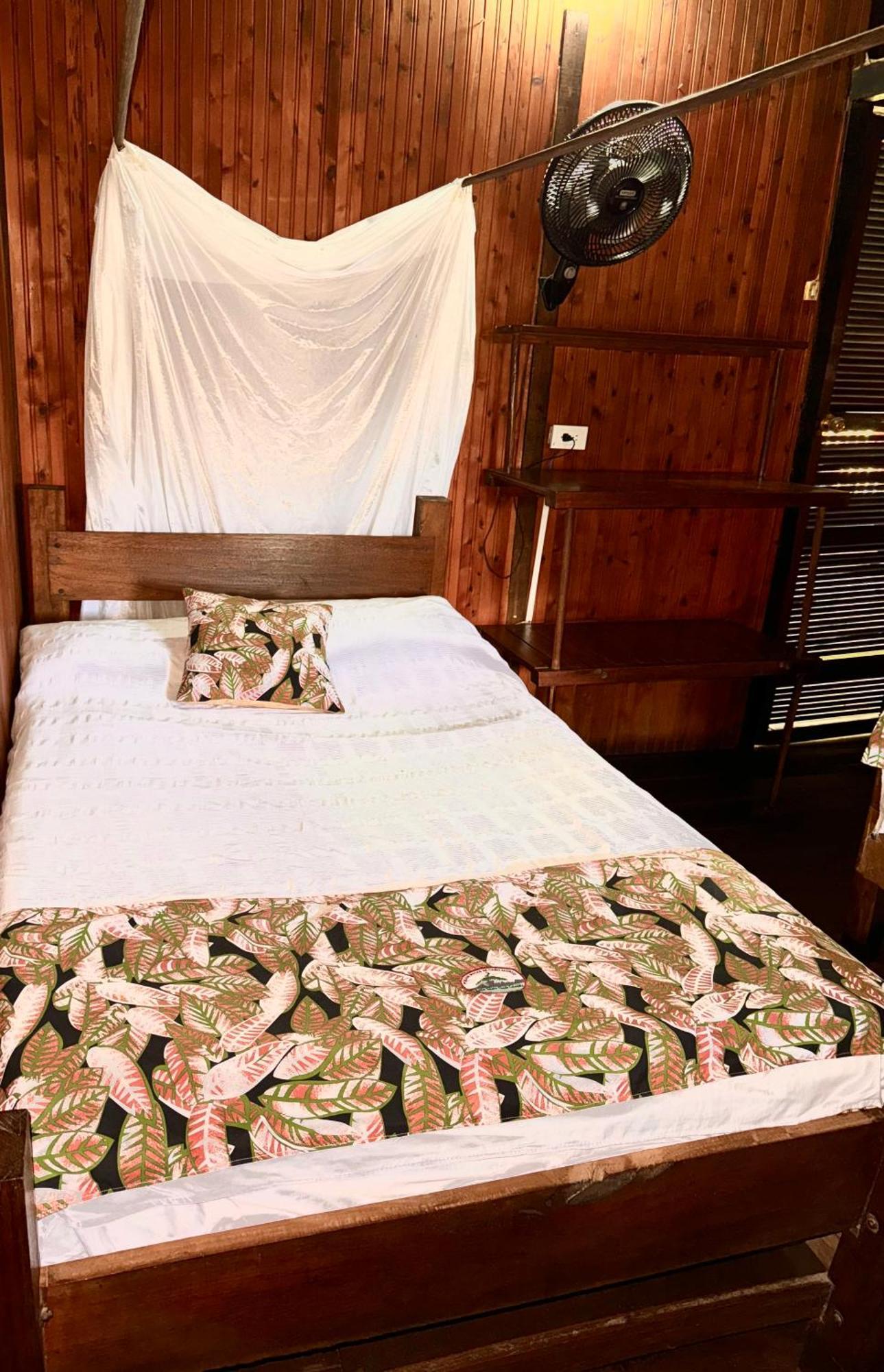Posada Turistica Rocas De Cabo Marzo Bahia Solano Dış mekan fotoğraf